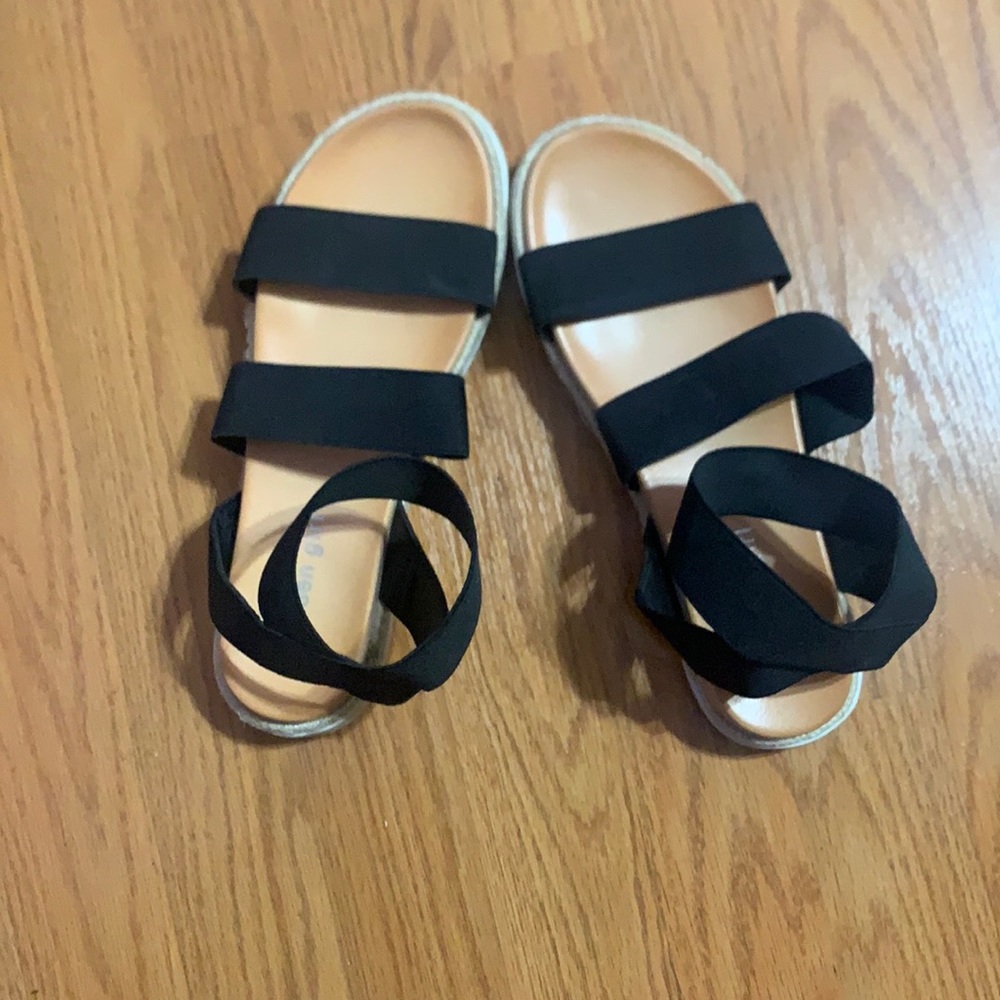 madden girl sandles